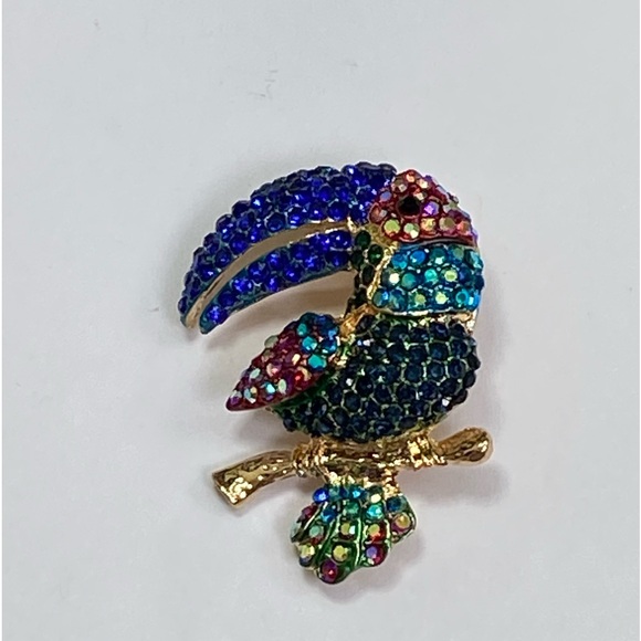Multi Colored Toucan Bird Brooch with Rhinestones - Picture 3 of 9